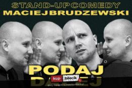 Pabianice Wydarzenie Stand-up Maciej Brudzewski w nowym programie "Podaj dalej"